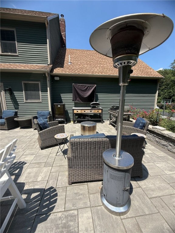 7 Pine Grove Circle Smithfield, RI 02828 - Photo 22 of 46