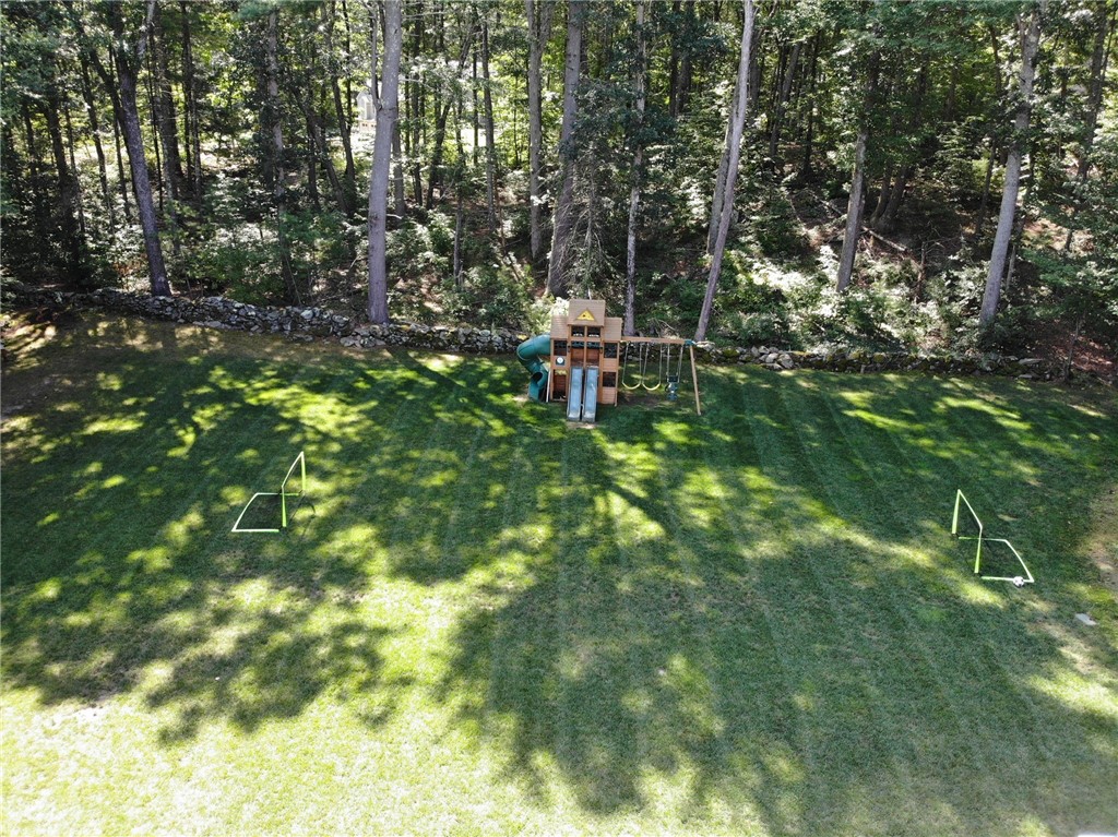 7 Pine Grove Circle Smithfield, RI 02828 - Photo 25 of 46