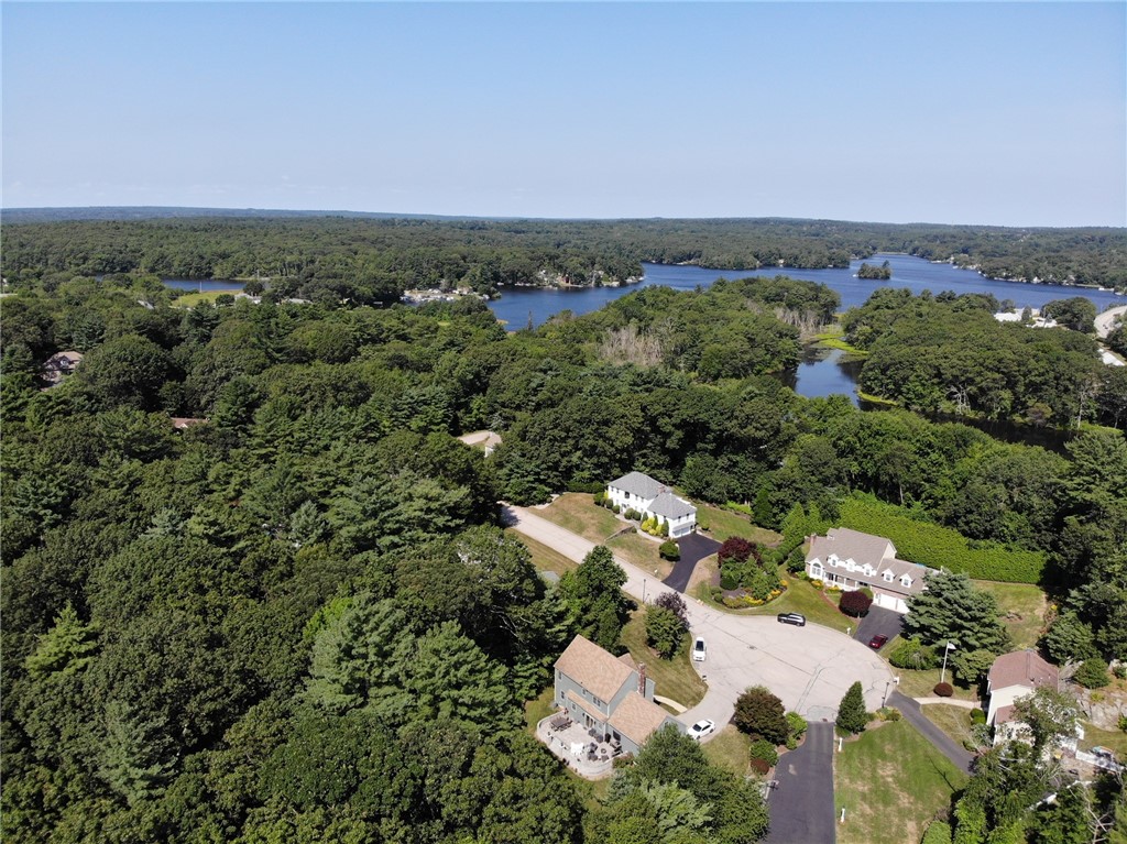 7 Pine Grove Circle Smithfield, RI 02828 - Photo 3 of 46