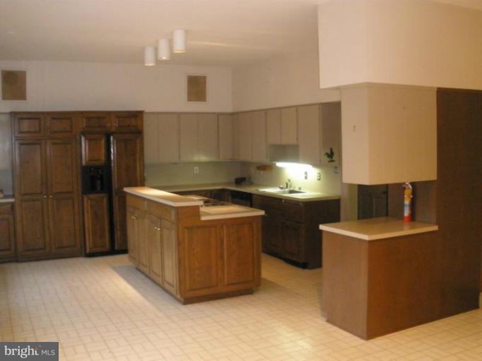 6801 Mountain Church Road Middletown, MD 21769 - Photo 16 of 18 Kitchen