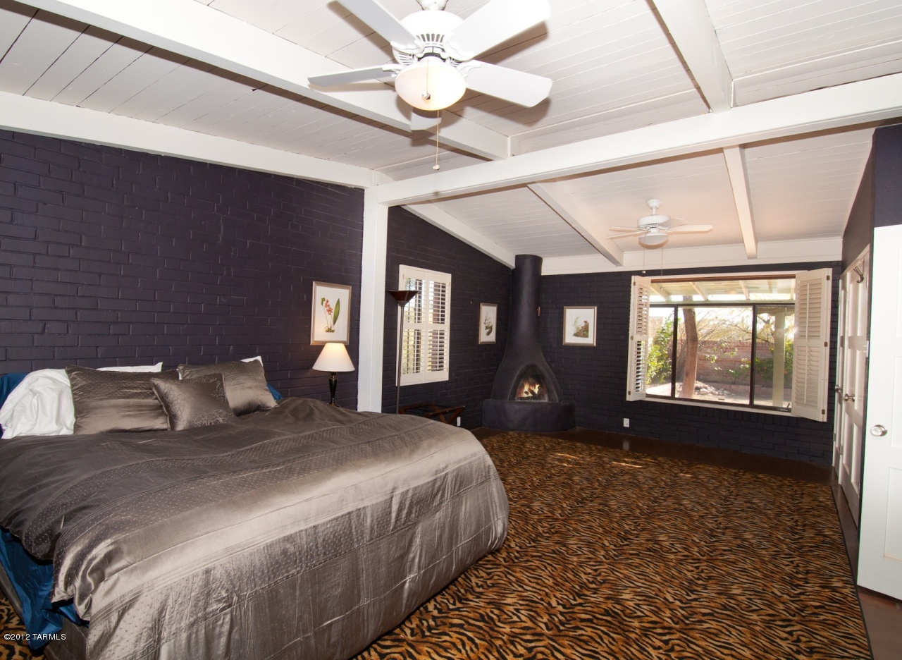 4550 North Hacienda Del Sol Road Tucson, AZ 85718 - Photo 27 of 32