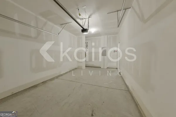 a view of a garage