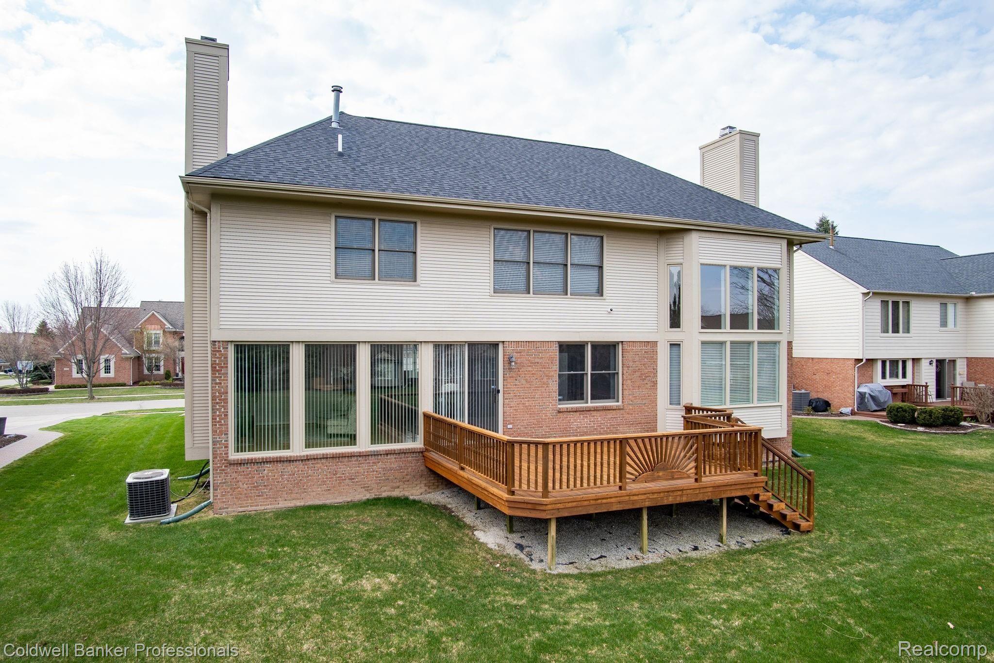 1307 Tulberry Circle Rochester, MI 48306 - Photo 38 of 40 50-web-or-mls-1307-Tulberry-Cir-50.jpg