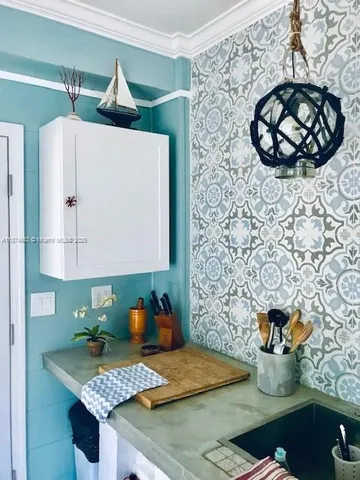 $4,500 | 27316 Cayman Lane, Unit 1 2, Lower Keys, FL 33042