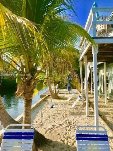 $4,500 | 27316 Cayman Lane, Unit 1 2, Lower Keys, FL 33042