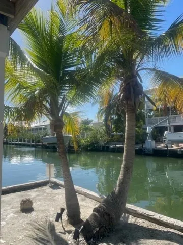 $4,500 | 27316 Cayman Lane, Unit 1 2, Lower Keys, FL 33042