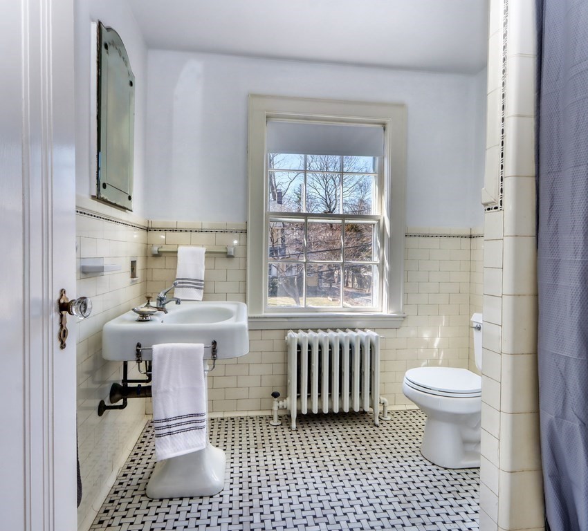 56 Morse Road Newton, MA 02460 - Photo 24 of 30 Gallery Image 24