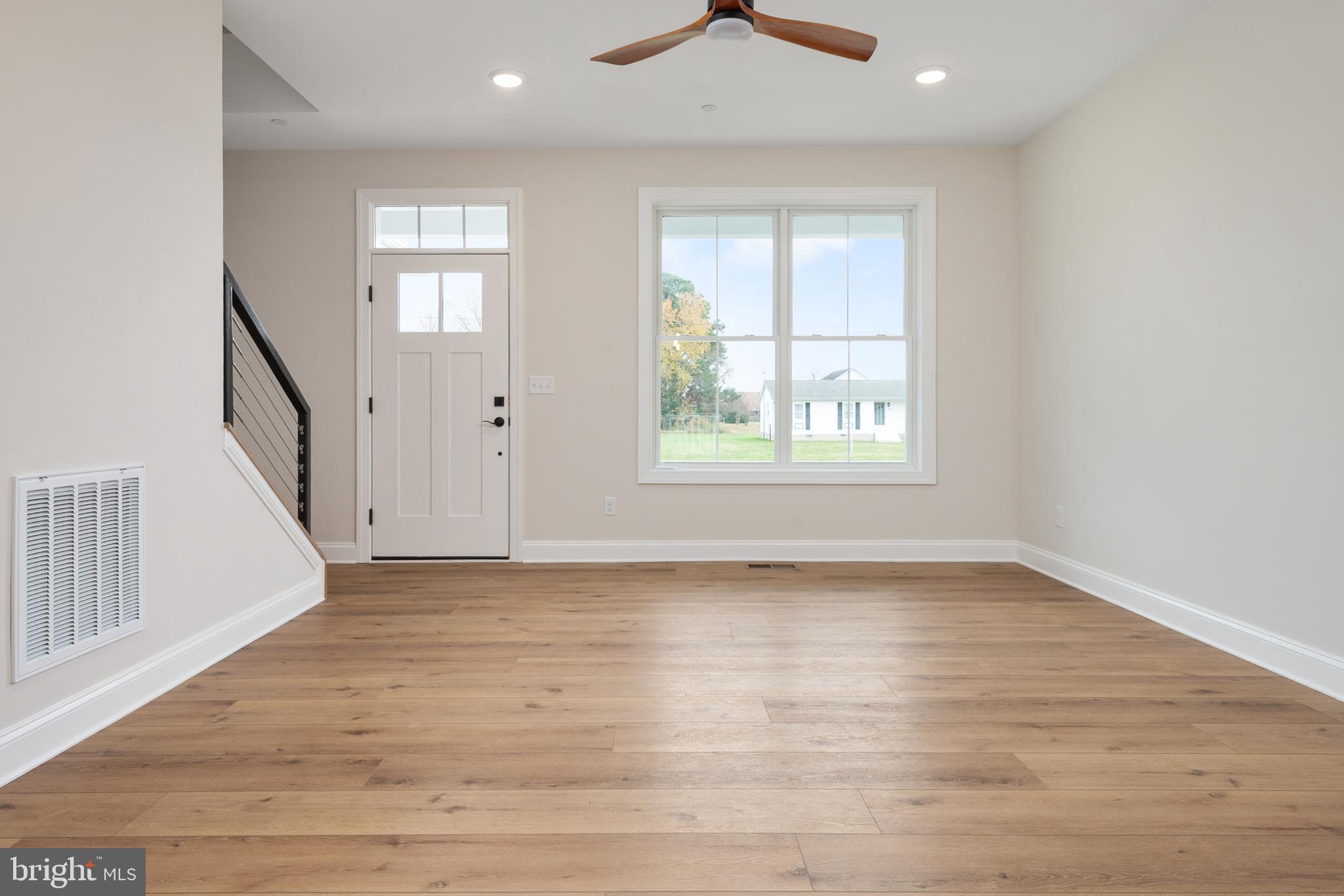 208 Long Point Road Stevensville, MD 21666 - Photo 4 of 54