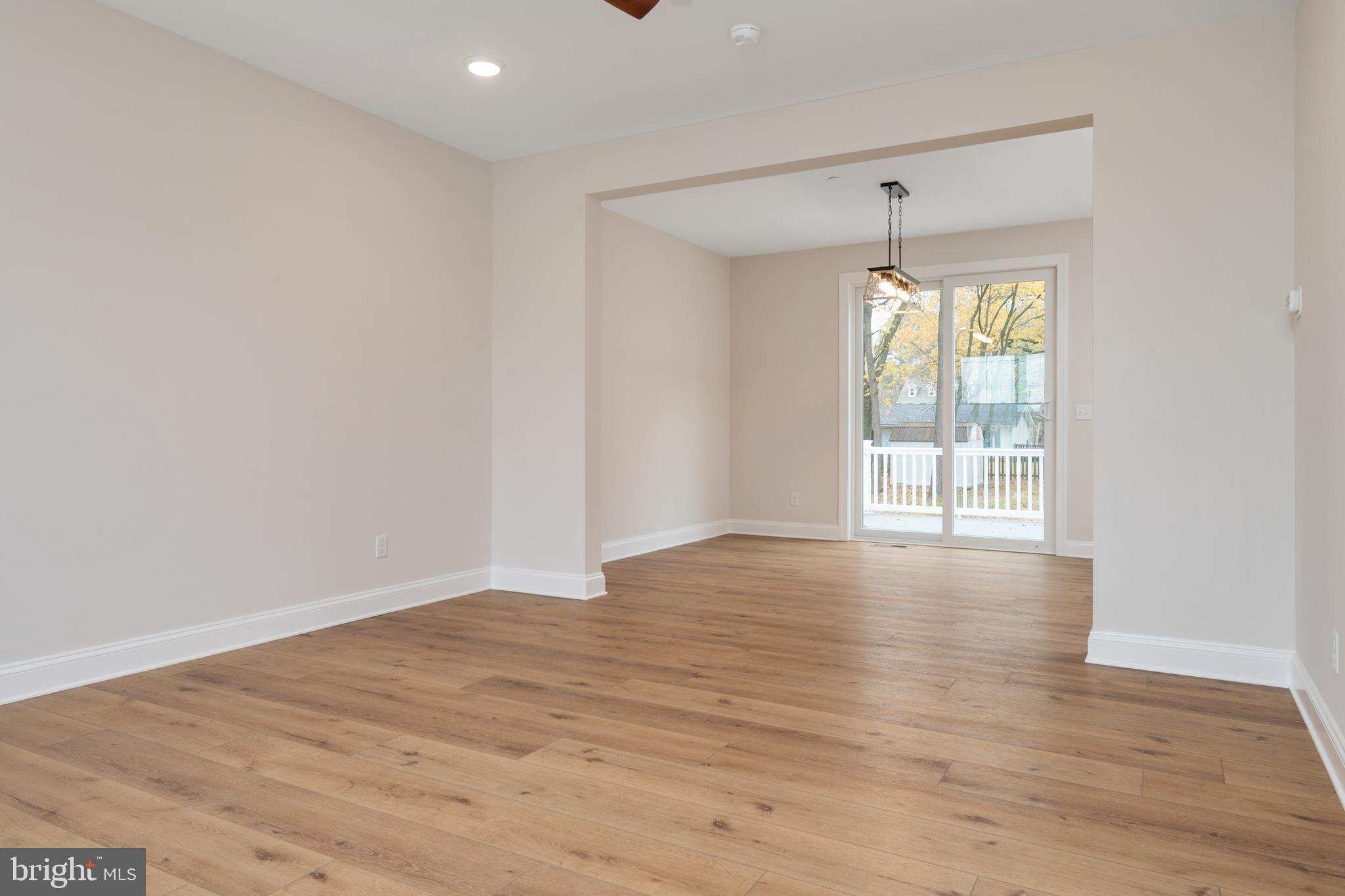 208 Long Point Road Stevensville, MD 21666 - Photo 5 of 54