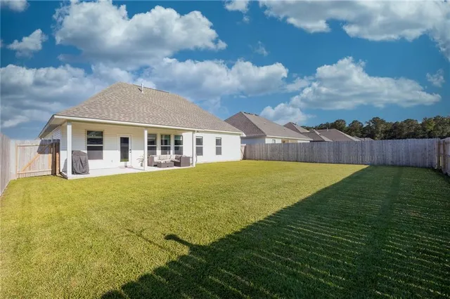 $265,000 | 42159 Delacer Lane, Ponchatoula, LA 70454