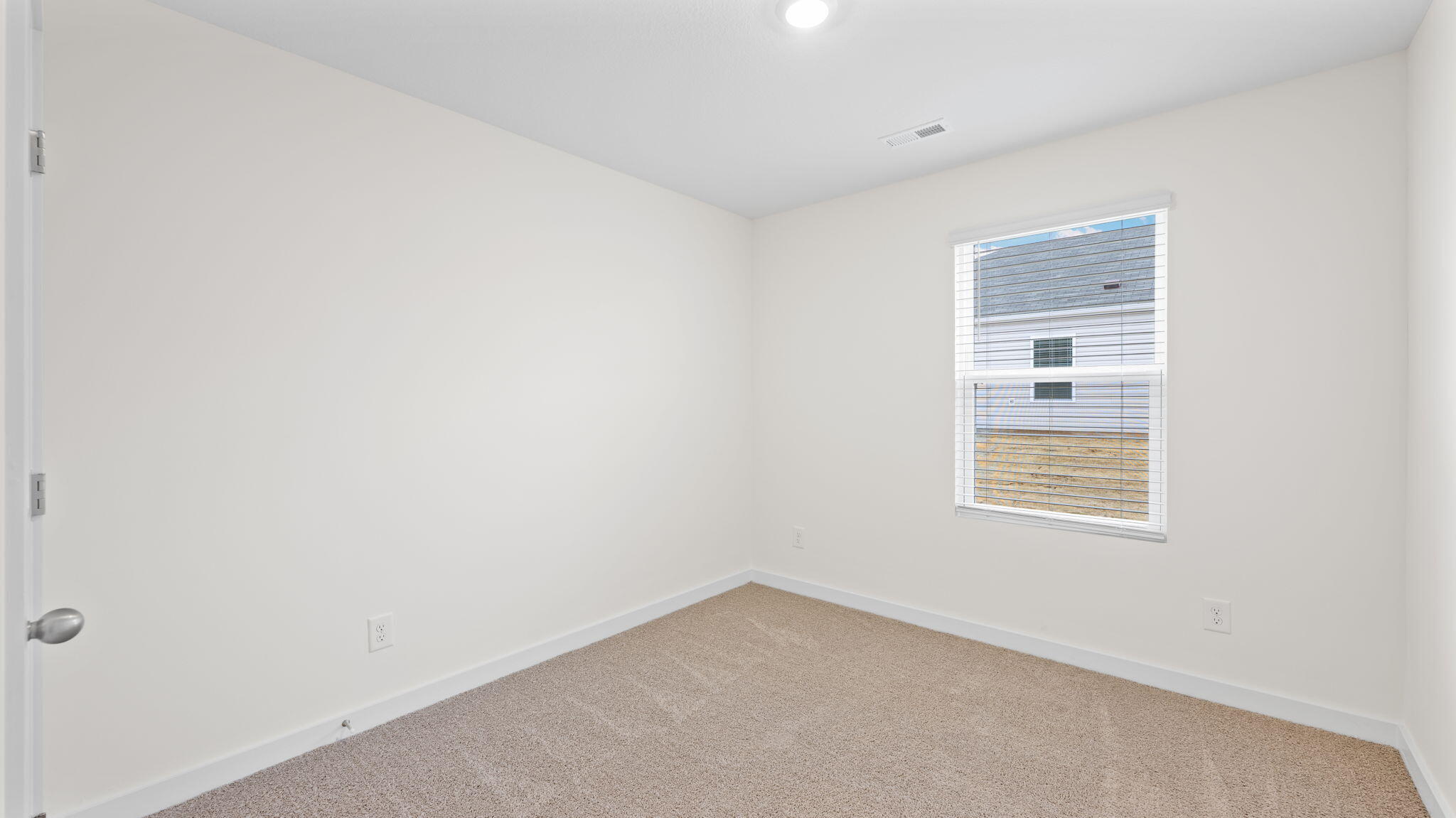 627 Fox Den Circle Dalton, GA 30721 - Photo 11 of 26 16-web-or-mls-DSC_1296-10