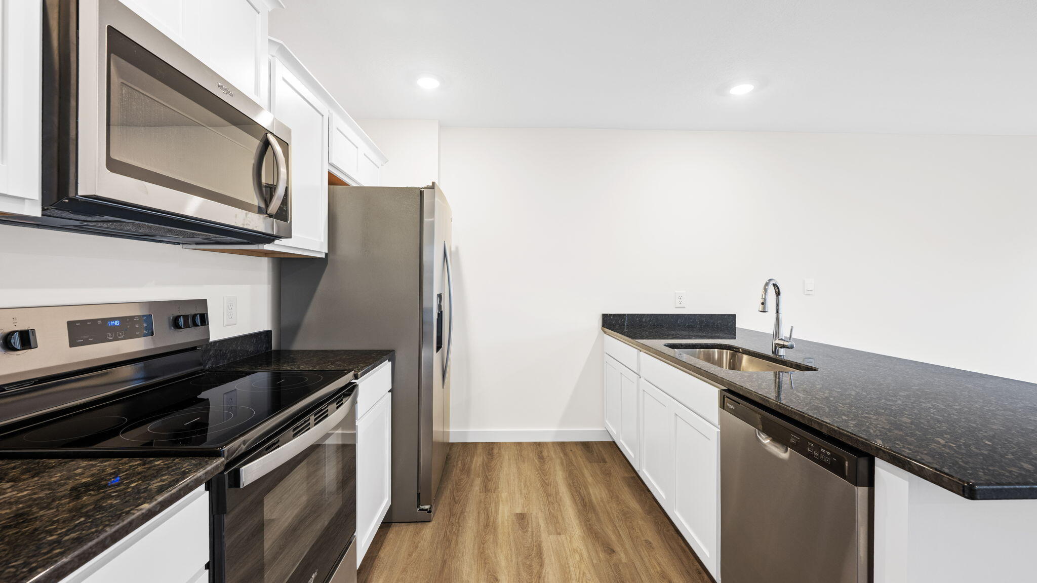 627 Fox Den Circle Dalton, GA 30721 - Photo 16 of 26 21-web-or-mls-DSC_1311-15