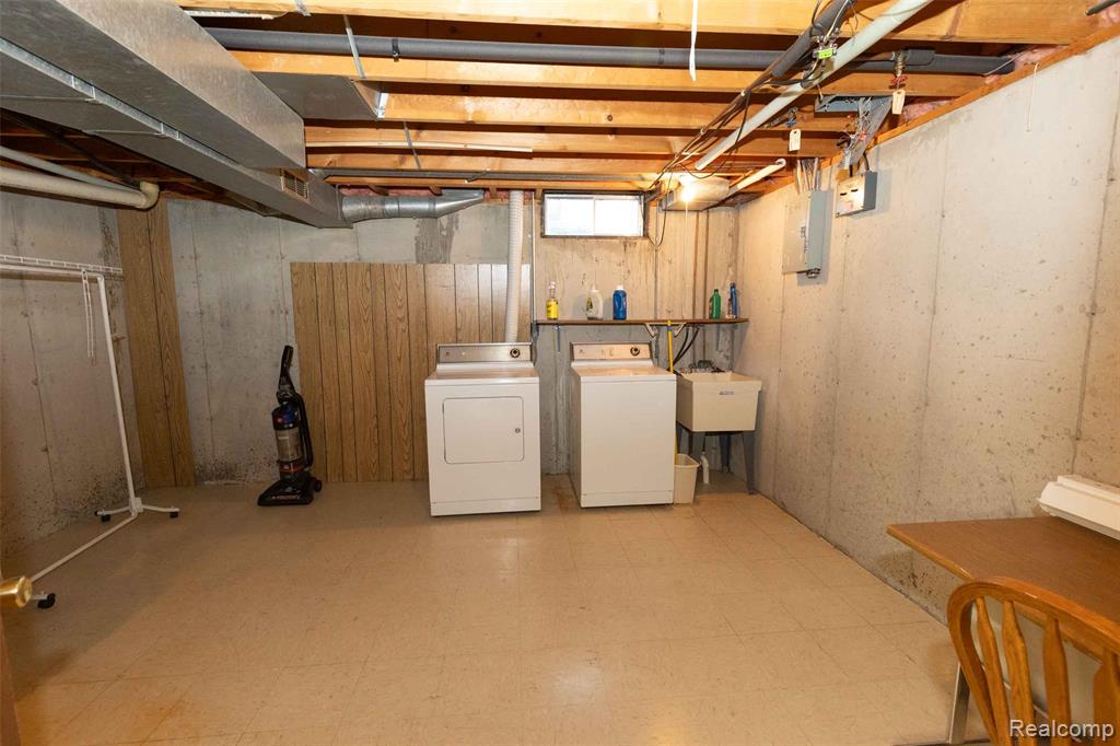 125 Cuttle Road, Unit 44 Marysville, MI 48040 - Photo 38 of 46