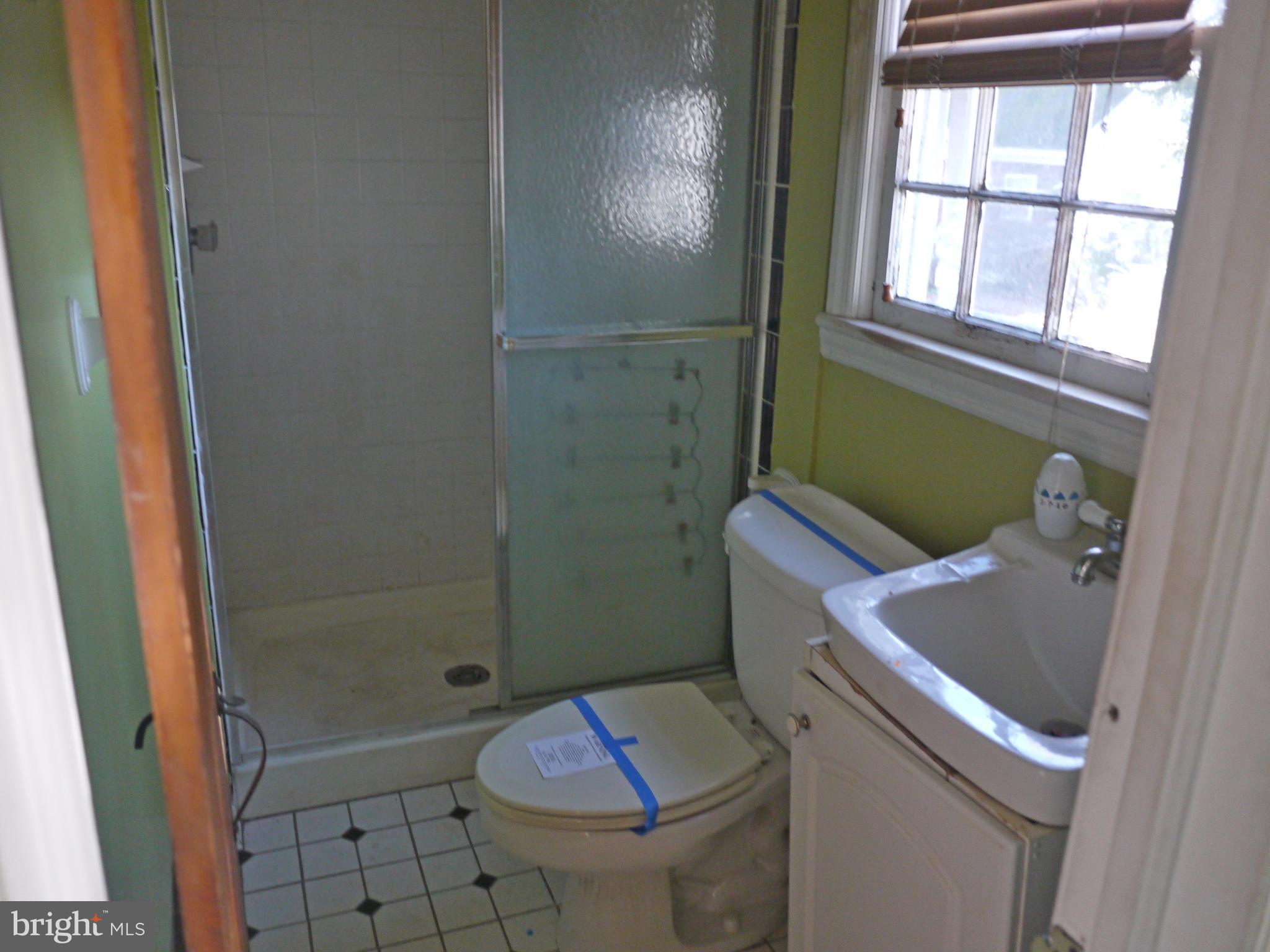 1531 Watervale Road Fallston, MD 21047 - Photo 5 of 13 Main Bath