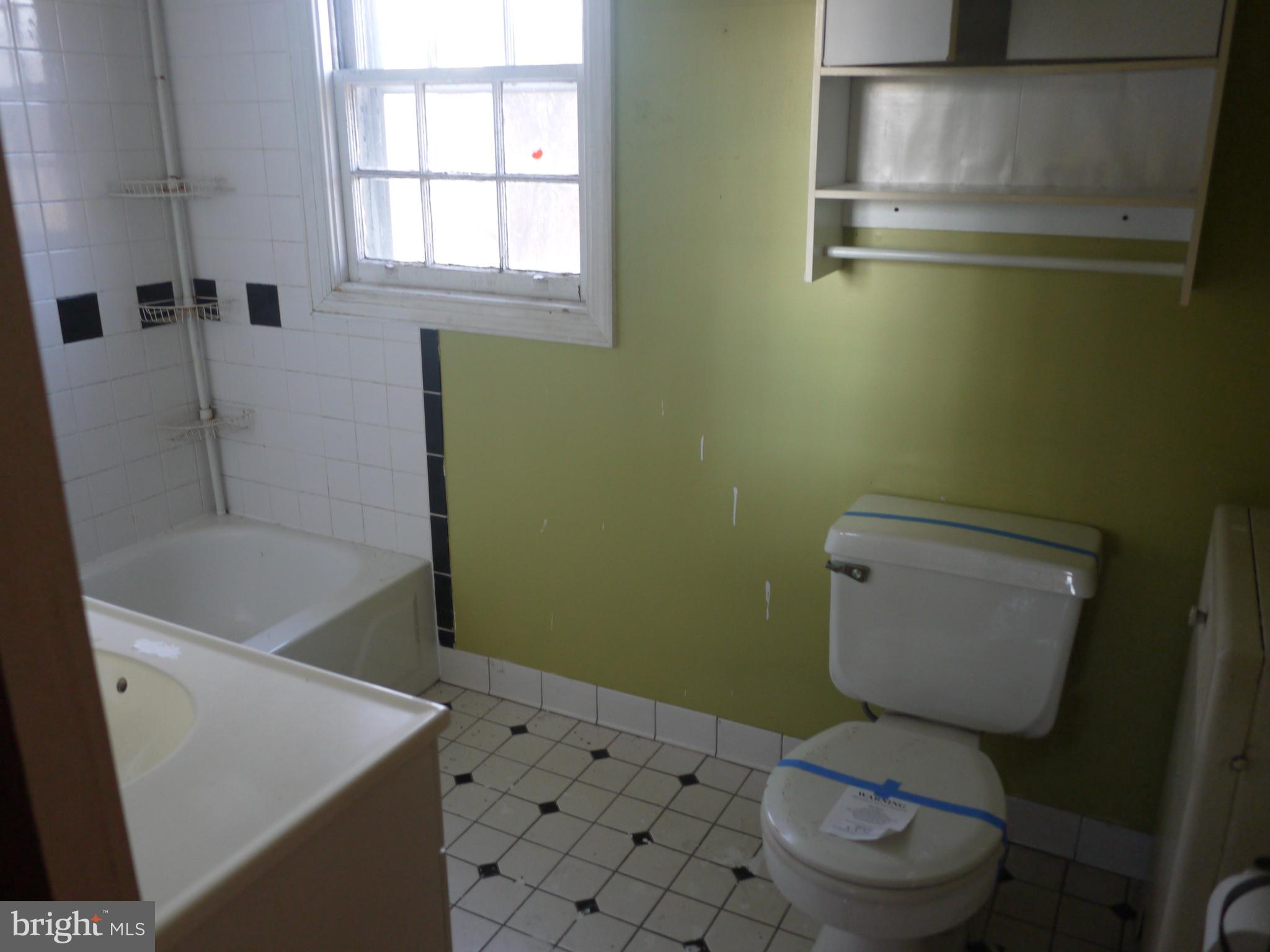 1531 Watervale Road Fallston, MD 21047 - Photo 6 of 13 Upper Bath