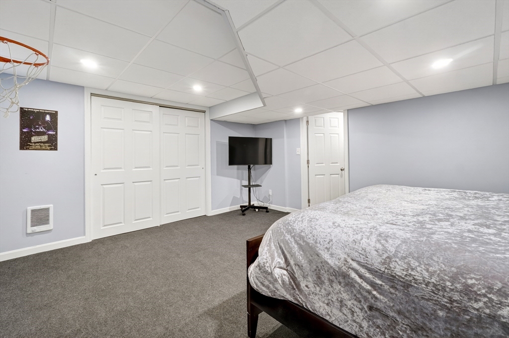 2 Daybreak, Unit 2 Wayland, MA 01778 - Photo 28 of 37