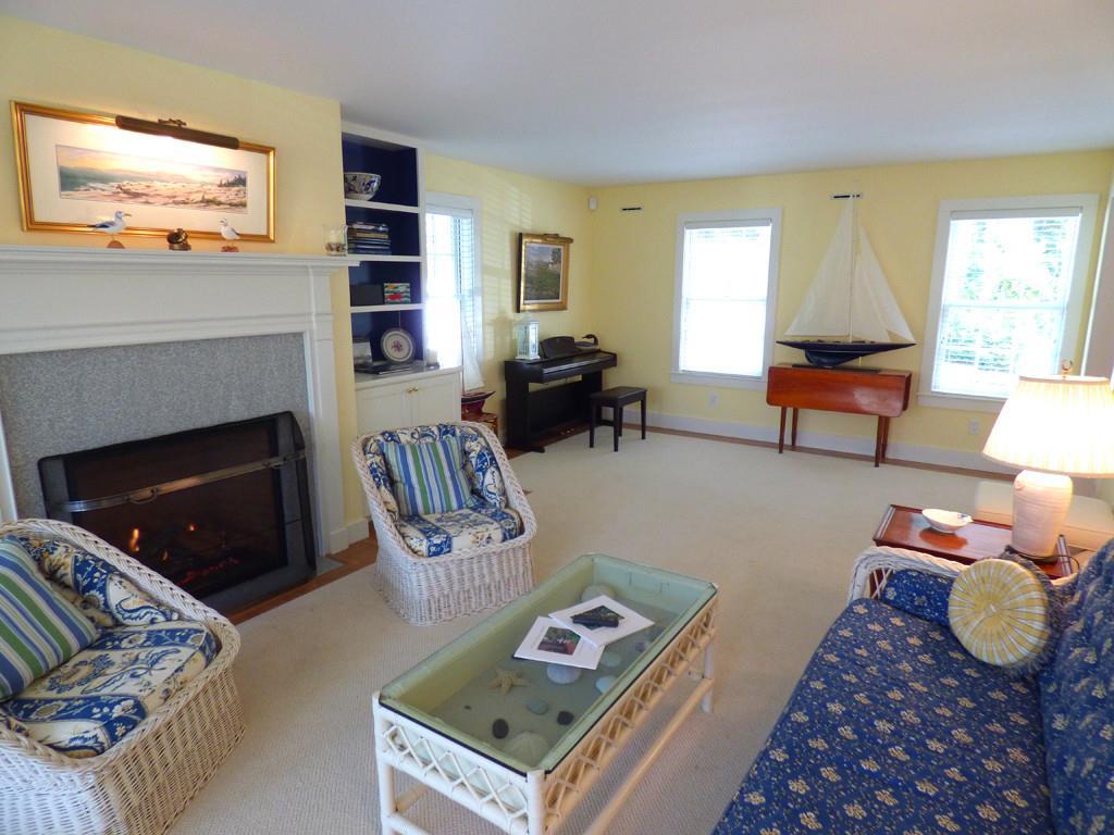 26 Main Street Mount Desert, ME 04675 - Photo 3 of 34 Hardwood floors, gas fireplace,...
