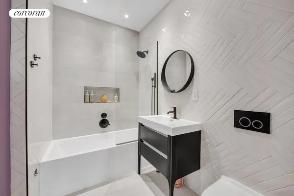 $3,695 | 679 Franklin Avenue, Unit 401 | Crown Heights