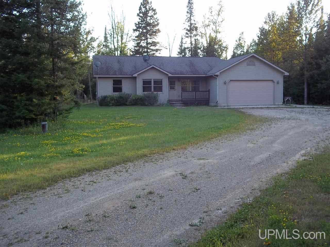 8953 Co Road Gladstone, MI 49837 - Photo 1 of 12