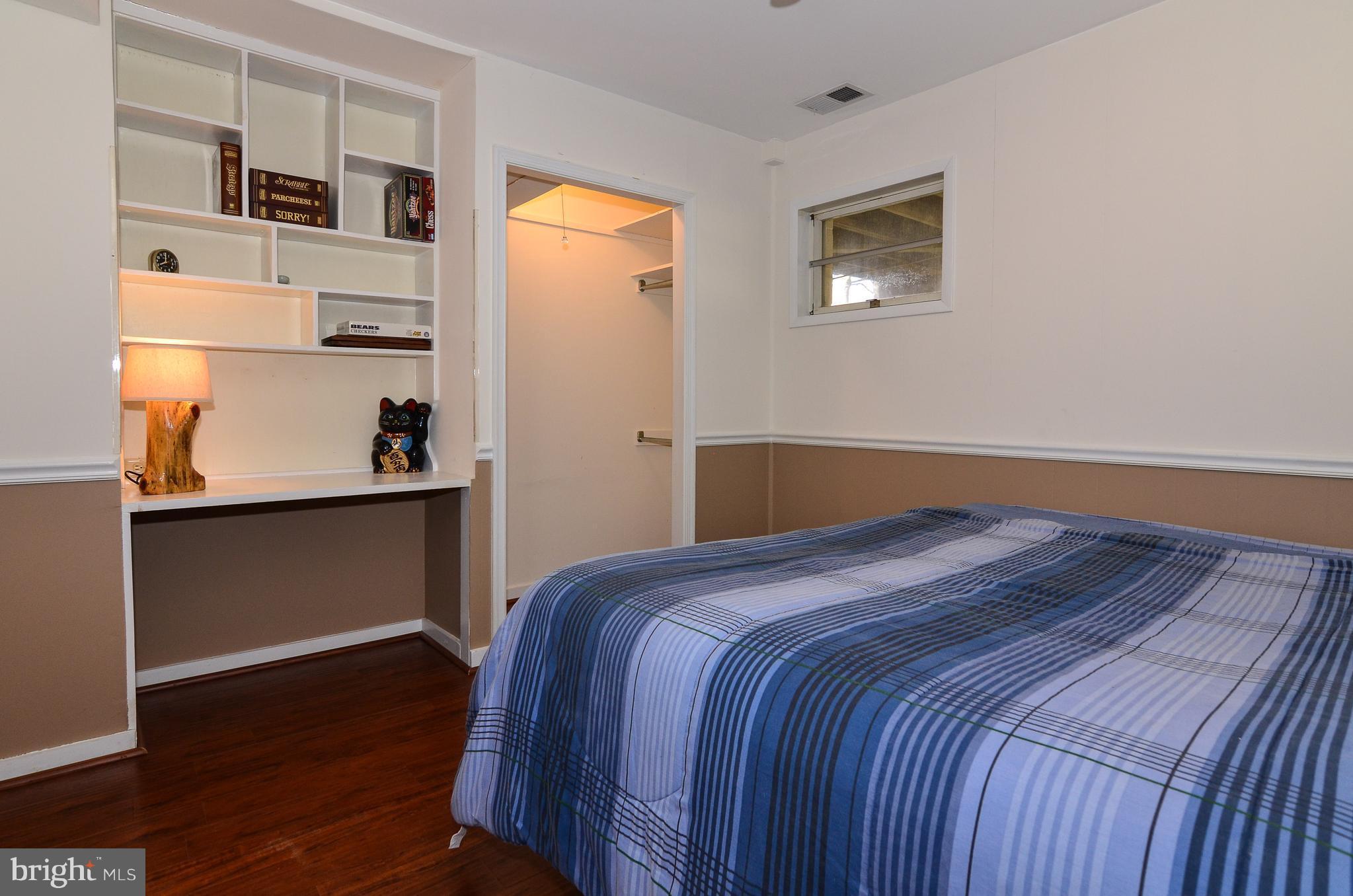 3008 Seminole Road Woodbridge, VA 22192 - Photo 19 of 30 Lower level bedroom/ In-law suite with full bath