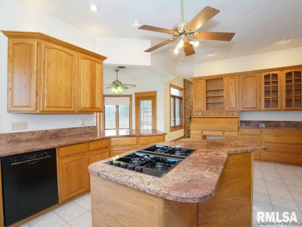 5318 Irwin Bridge Road Pleasant Plains, IL 62677 - Photo 19 of 35 Gallery Image 19