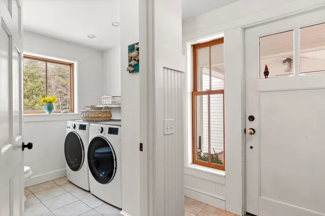 $1,100,000 | 140 Grant Road, Freeport, ME 04032