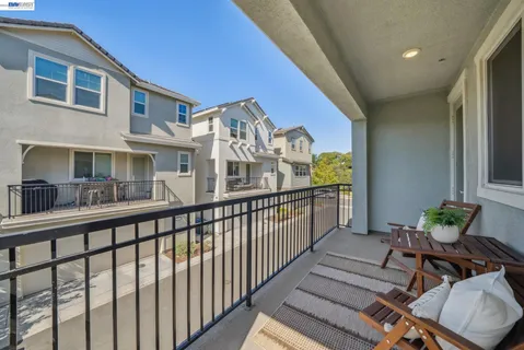 $1,090,000 | 24170 Amaranth Loop, Hayward, CA 94541