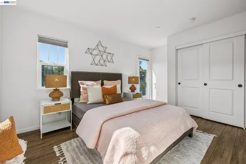 $1,090,000 | 24170 Amaranth Loop, Hayward, CA 94541