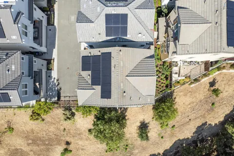 $1,090,000 | 24170 Amaranth Loop, Hayward, CA 94541