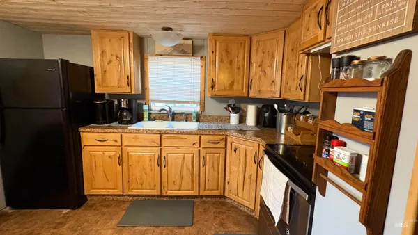 $225,000 | 217 Holiday Drive, Garden Valley, ID 83622