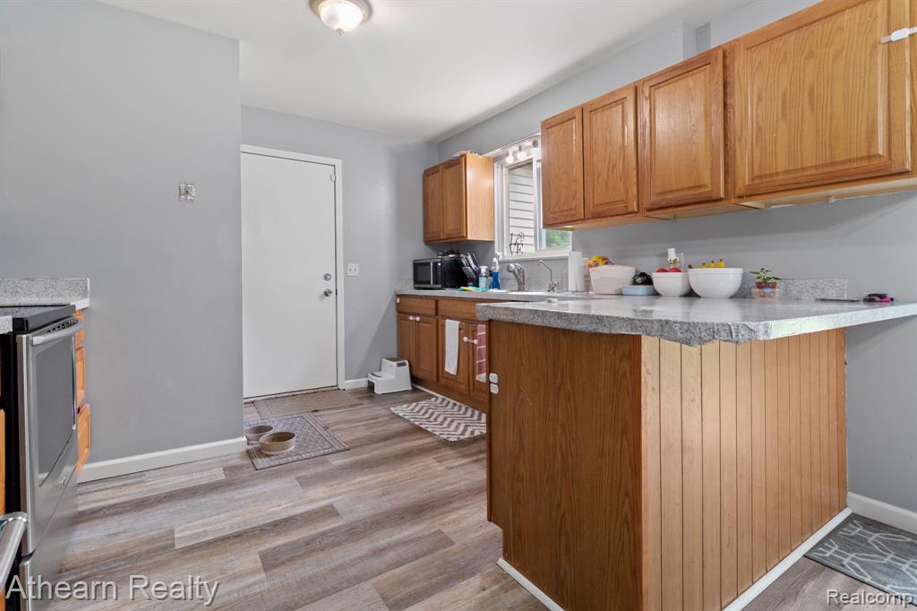 7156 Sharp Road Swartz Creek, MI 48473 - Photo 14 of 32