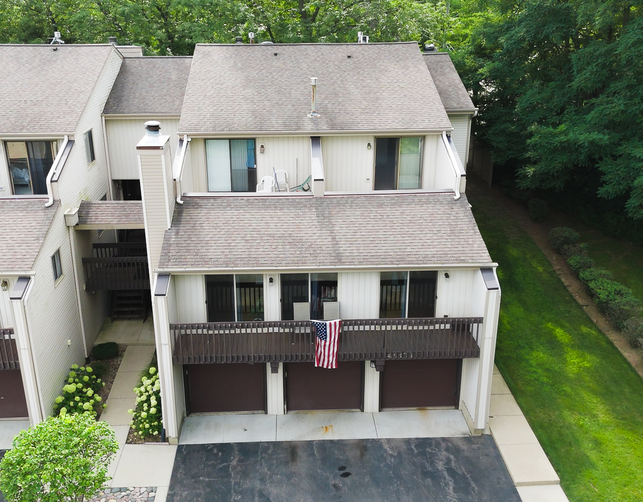 71 White Oaks Road Fox Lake, IL 60020 - Photo 1 of 18 Gallery Image 1
