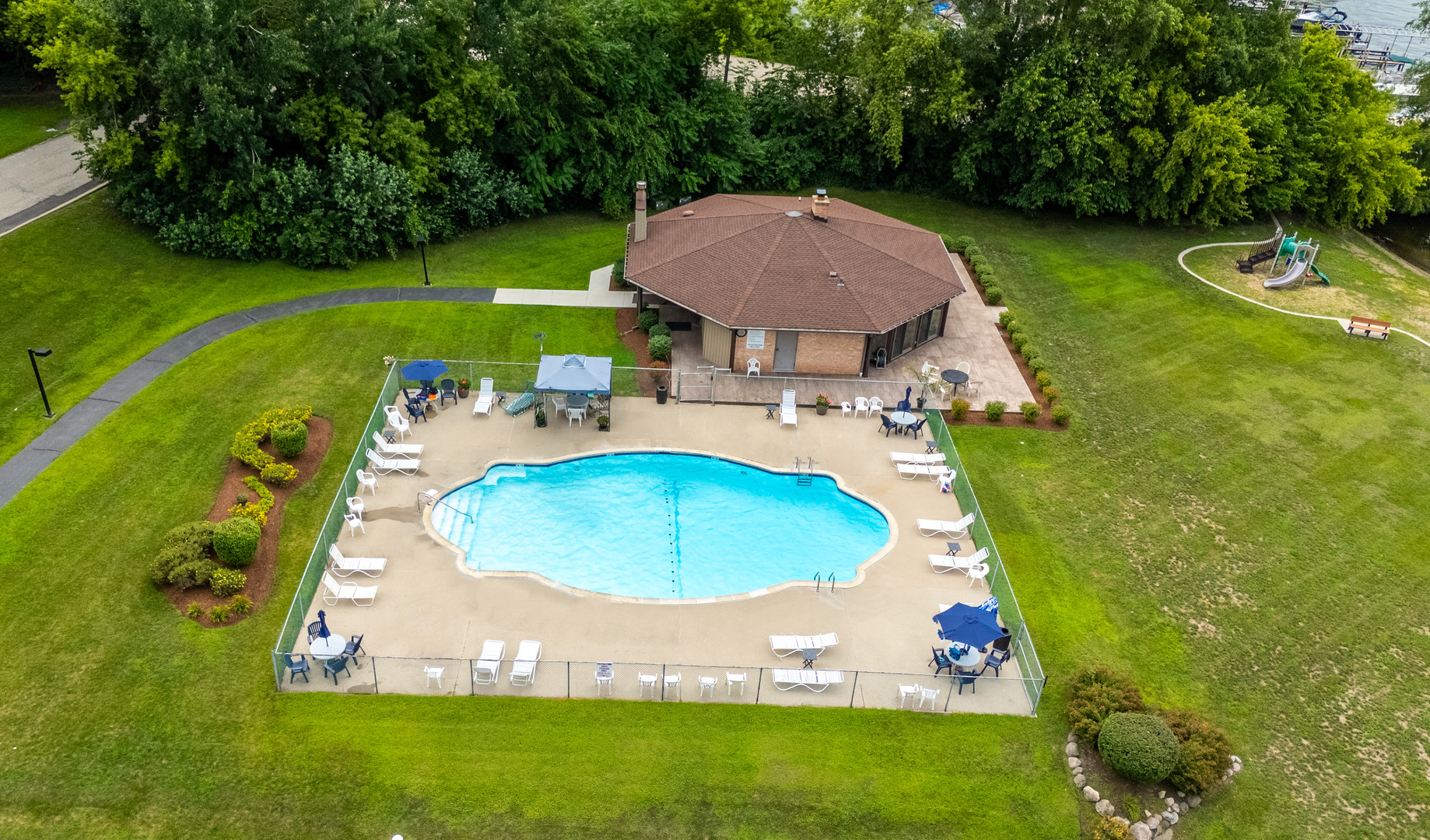 71 White Oaks Road Fox Lake, IL 60020 - Photo 17 of 18 Gallery Image 17