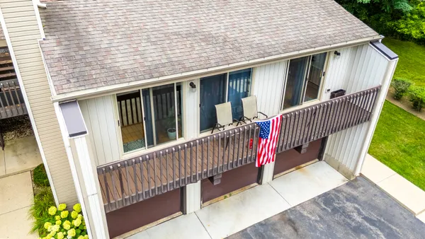 $219,900 | 71 White Oaks Road, Fox Lake, IL 60020