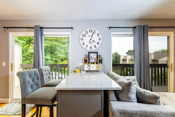 $219,900 | 71 White Oaks Road, Fox Lake, IL 60020