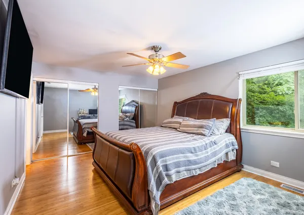 $219,900 | 71 White Oaks Road, Fox Lake, IL 60020