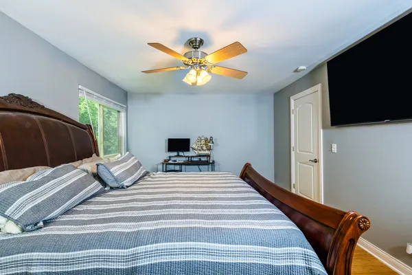 $219,900 | 71 White Oaks Road, Fox Lake, IL 60020