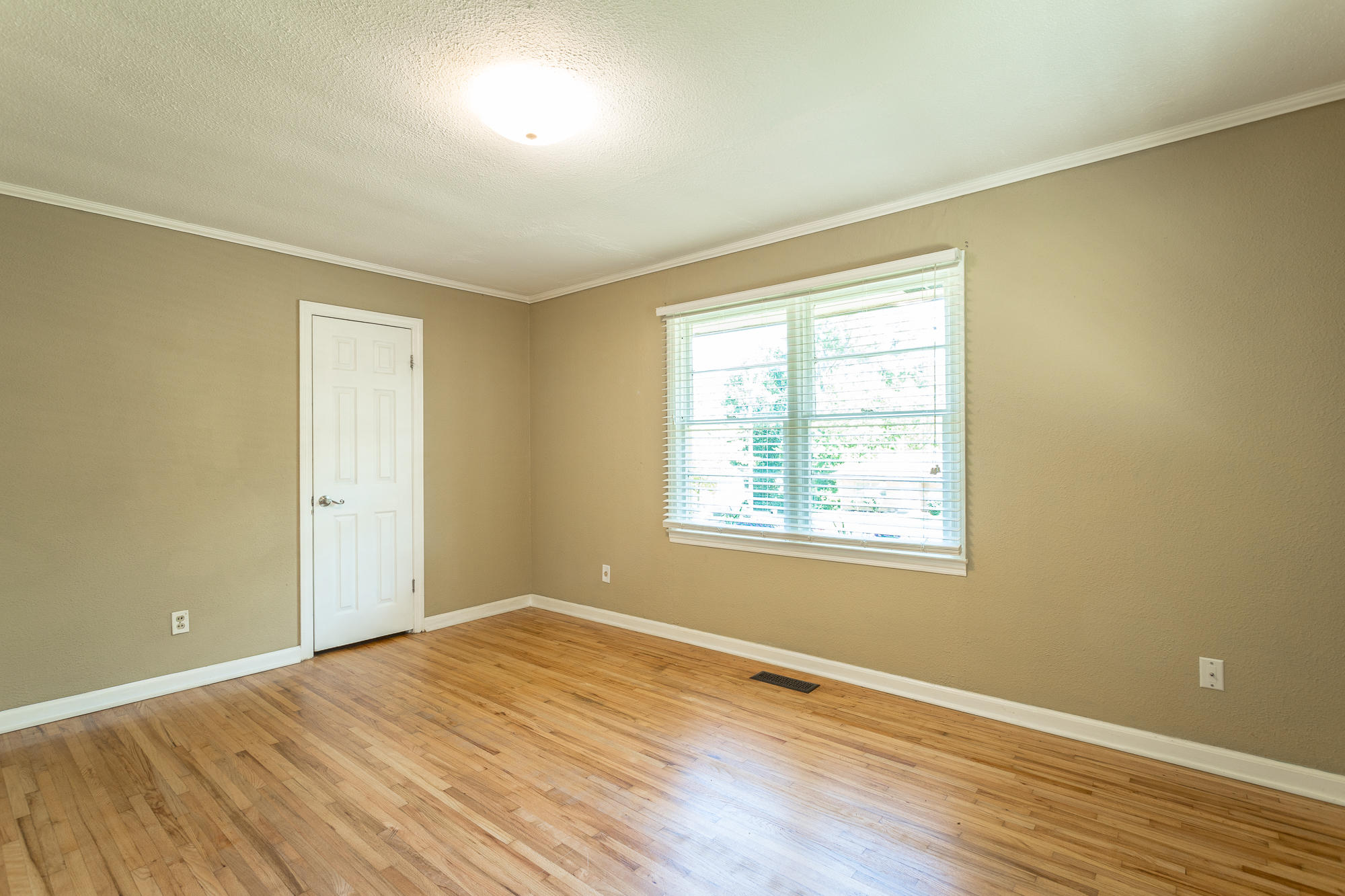 2003 Wren Road Chattanooga, TN 37412 - Photo 23 of 45 Bedroom #2