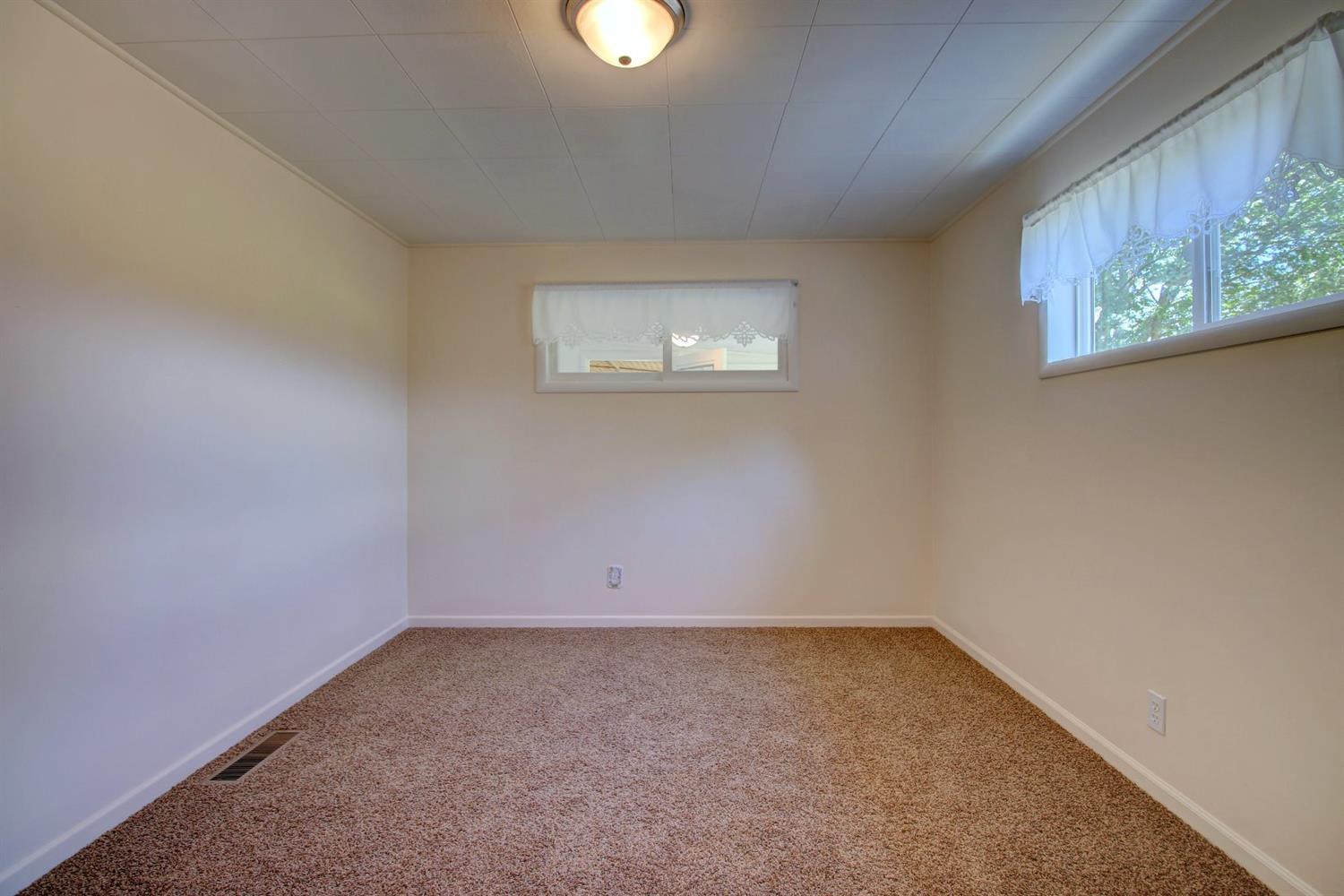5601 Upper River Road Grants Pass, OR 97526 - Photo 17 of 35 Additional Photo