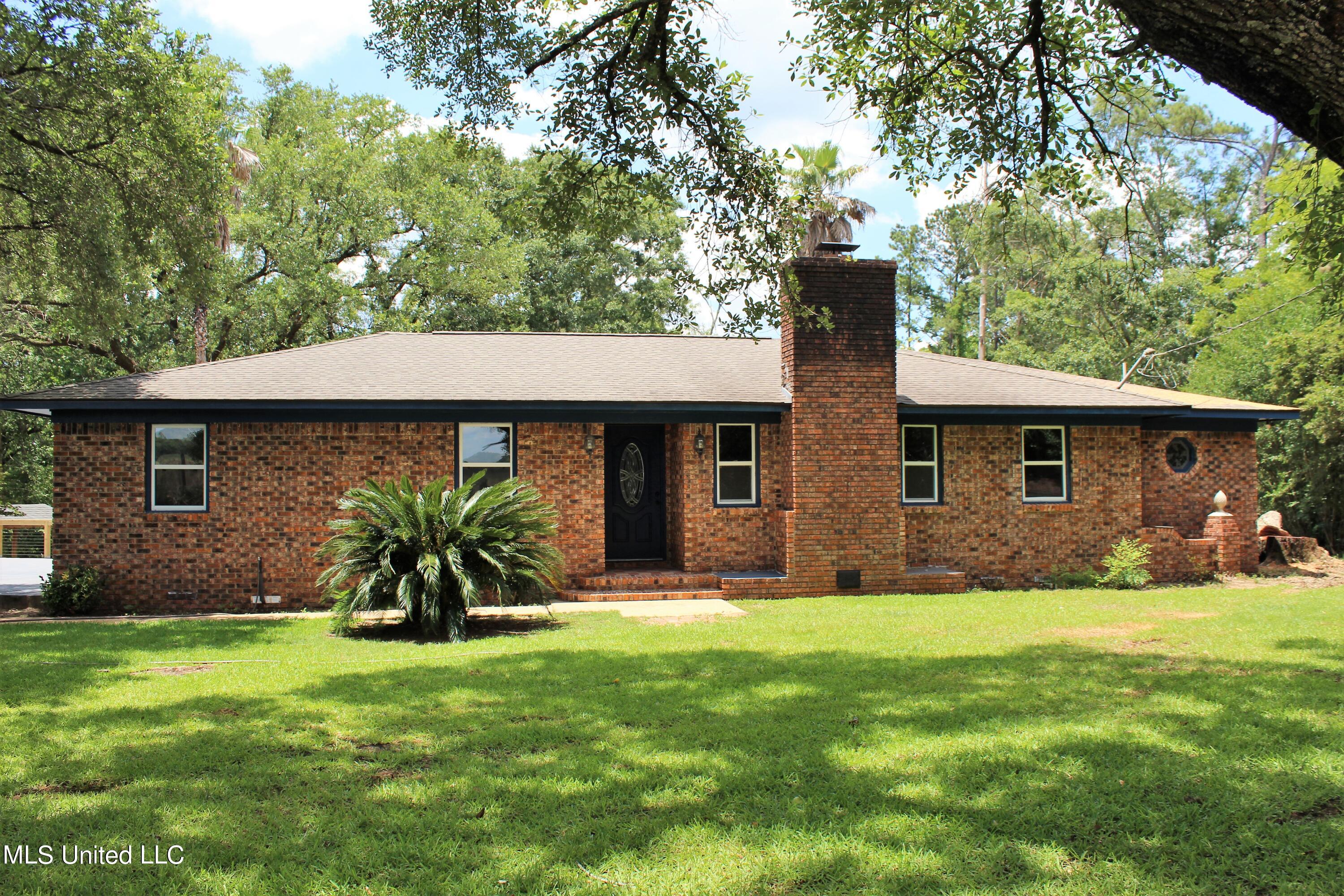 194 Willie Finch Road Lucedale, MS 39452 - Photo 3 of 38 IMG_0366