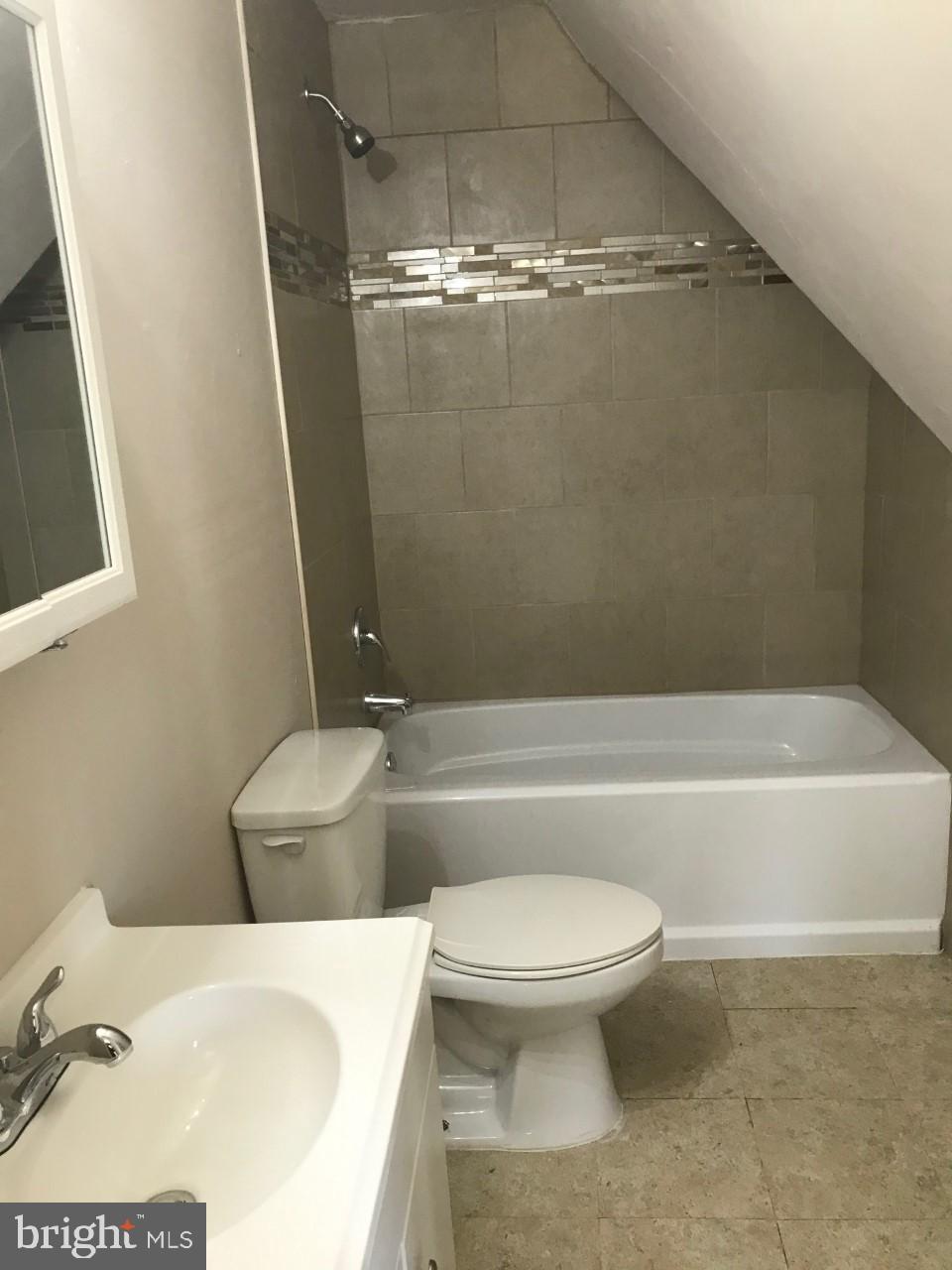 215 High Street, Unit 3B Mount Holly, NJ 08060 - Photo 6 of 8