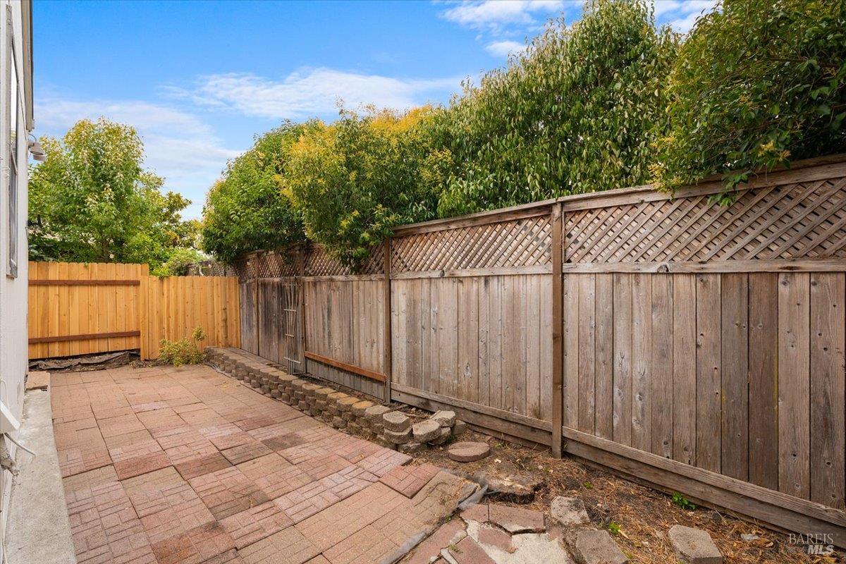 1447 Tammy Way Santa Rosa, CA 95401 - Photo 21 of 23