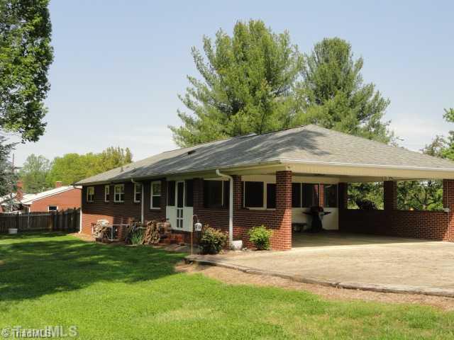 418 Oak Summit Road Winston-Salem, NC 27105 - Photo 3 of 16 Other.