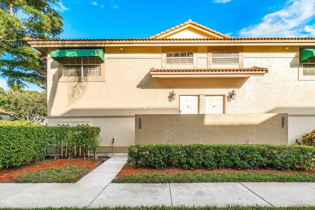 6652 Via Regina Boca Raton, FL 33433 - Photo 26 of 32 002-6652ViaRegina-BocaRaton-FL-33433-SMA