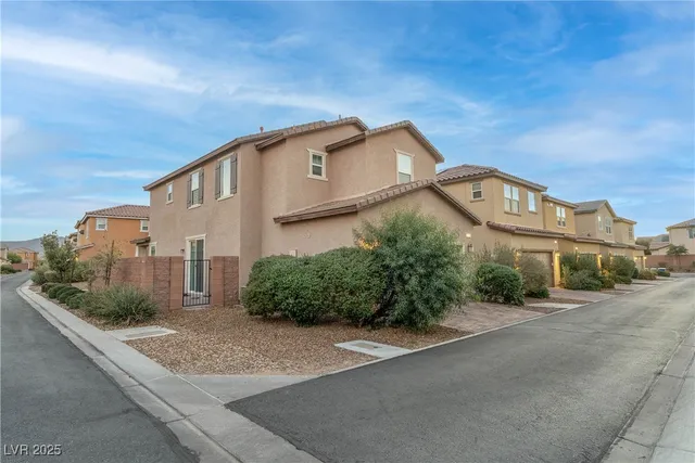 $2,175 | 3108 Zara Avenue, Henderson, NV 89044