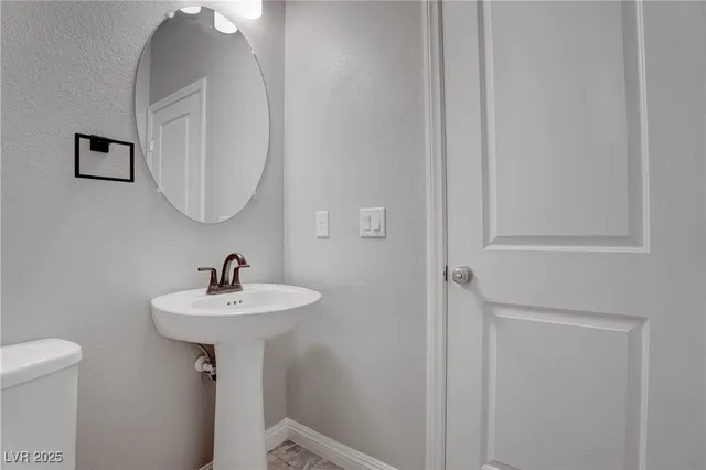 $2,175 | 3108 Zara Avenue, Henderson, NV 89044