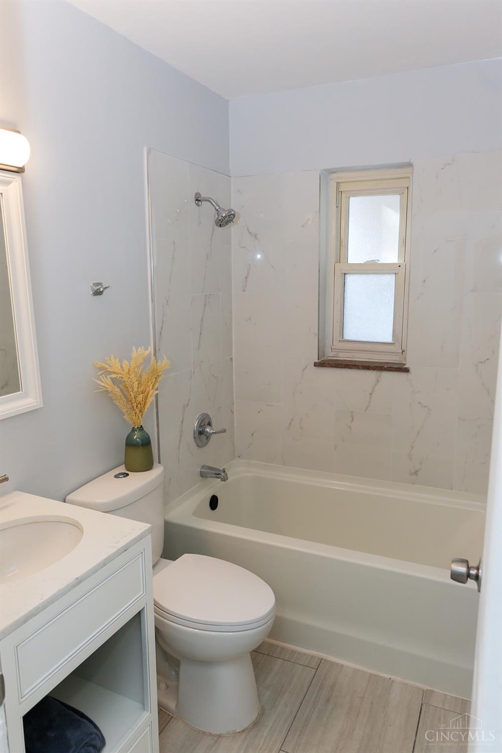 2817 West Galbraith Road Cincinnati, OH 45239 - Photo 18 of 27 Gallery Image 18