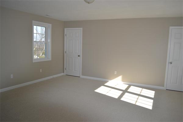 24 Windsor Road Shirley, MA 01464 - Photo 9 of 11