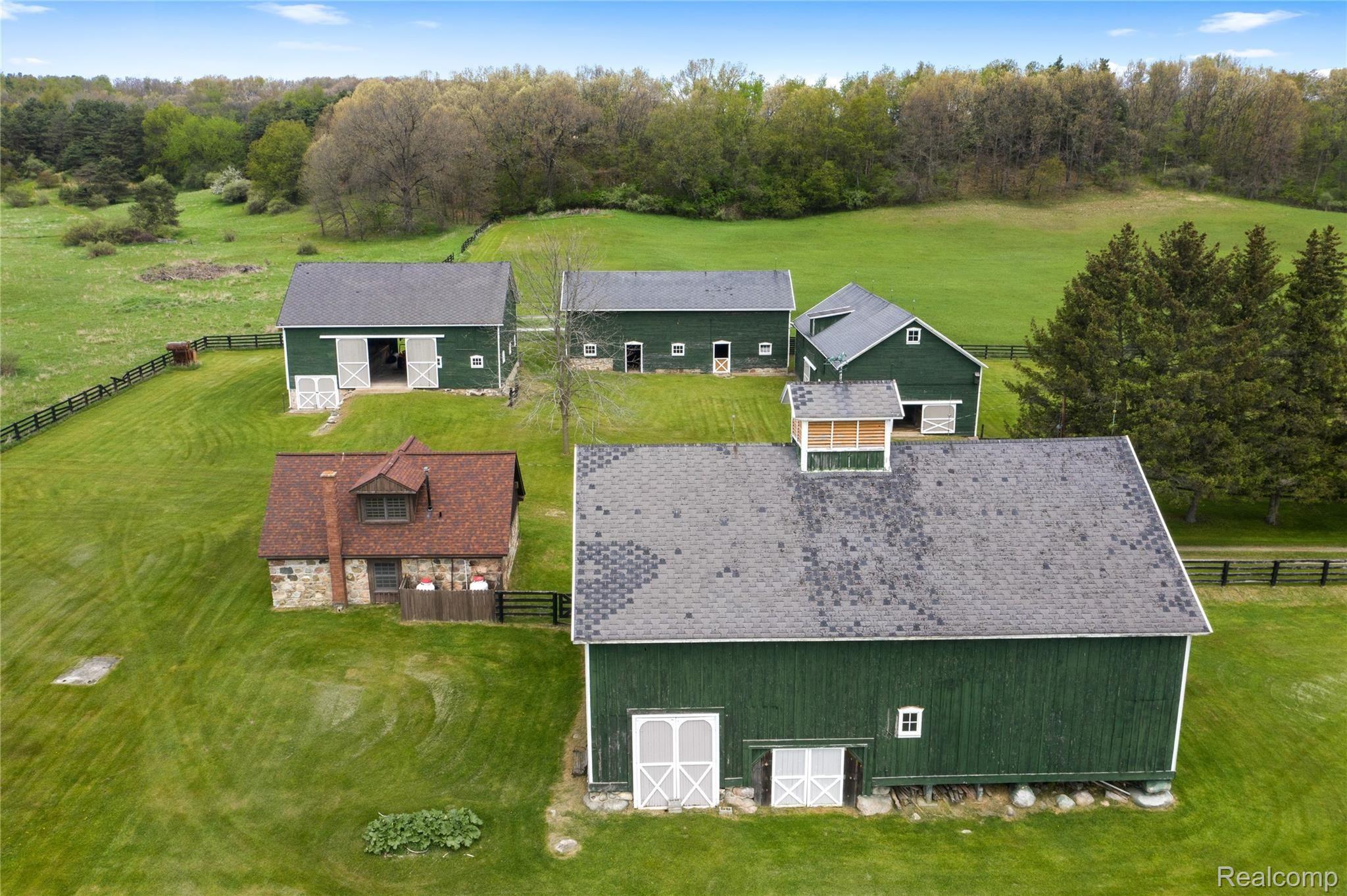 4350 Barber Road Metamora, MI 48455 - Photo 40 of 60 4350 Barber Rd Metamora TwpMay 22, 202055.jpg
