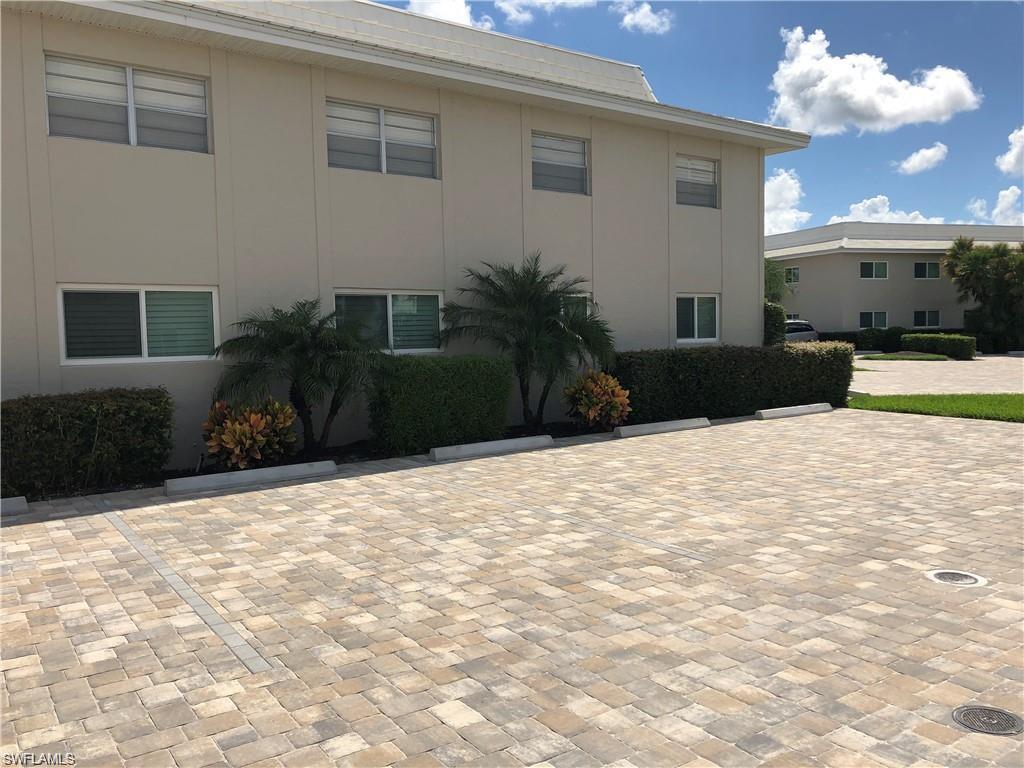 4150 Crayton Road, Unit B8 Naples, FL 34103 - Photo 10 of 25 New pavers put in recently